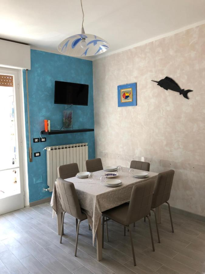 Appartement Casa Adele à Viareggio Extérieur photo